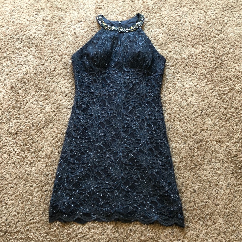 Morgan & Co gray keyhole evening dress